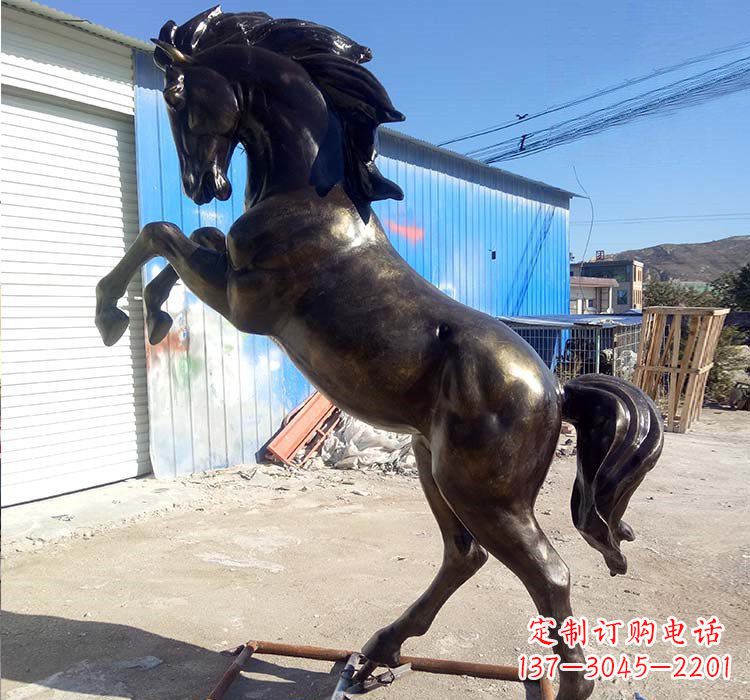 广西铸铜立马