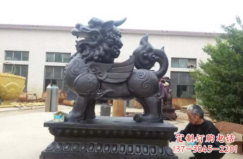 广西铸铜门口貔貅雕塑
