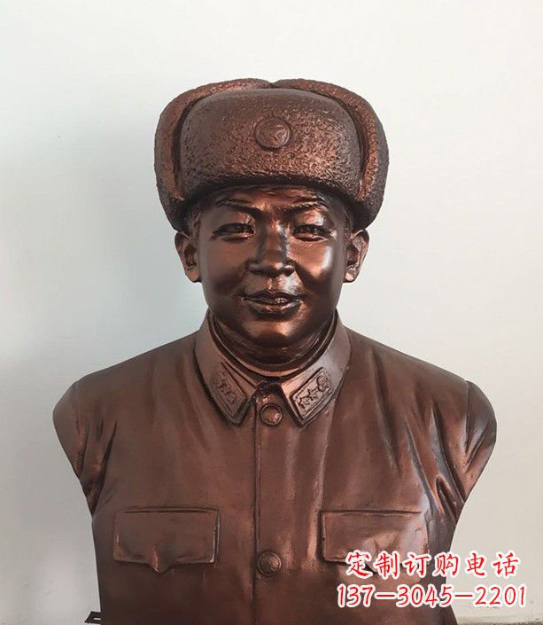 广西紫铜雷锋半身像