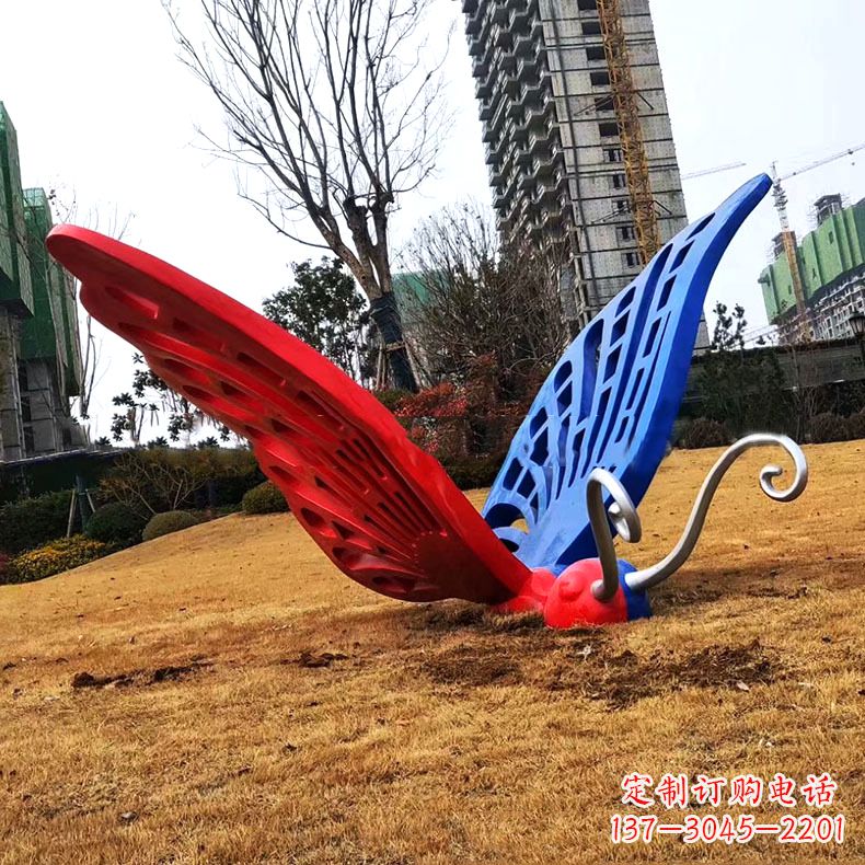 广西蝴蝶雕塑-不锈钢彩绘门口蝴蝶雕塑